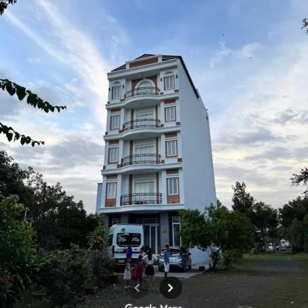 Cơ sở 2 - Hà Hùng Panorama Hotel Cho thuê nhà nguyên căn 3 phòng ngủ và bếp gần chợ đêm, מלון בהא טיין