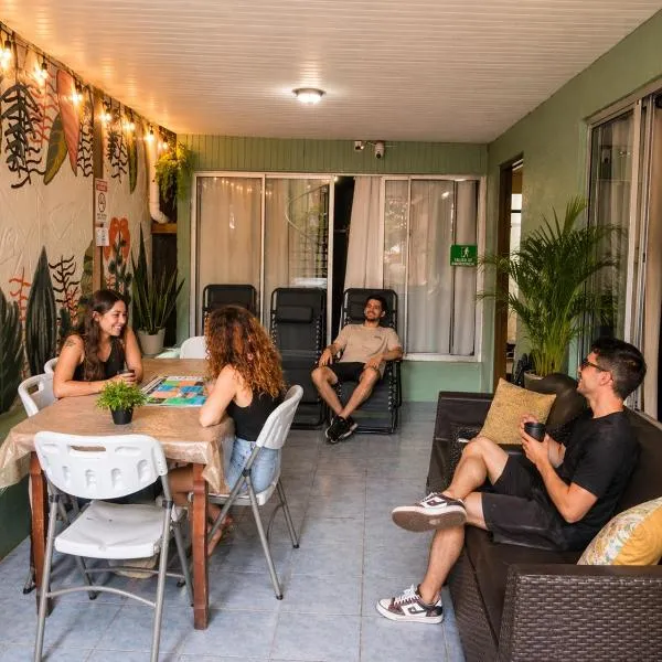 Alpha Arenal Hostel, hotel u gradu 'Fortuna'