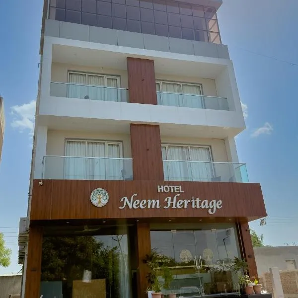 Hotel Neem Heritage, viešbutis mieste Širdis