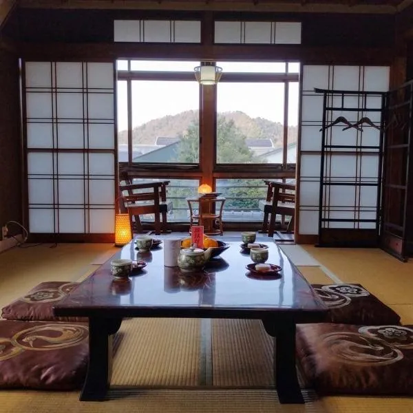 Yamanaka Onsen NEGURA 1minute to Public Bath Private Traditional Japanese Cozy, hotell sihtkohas Yamanaka