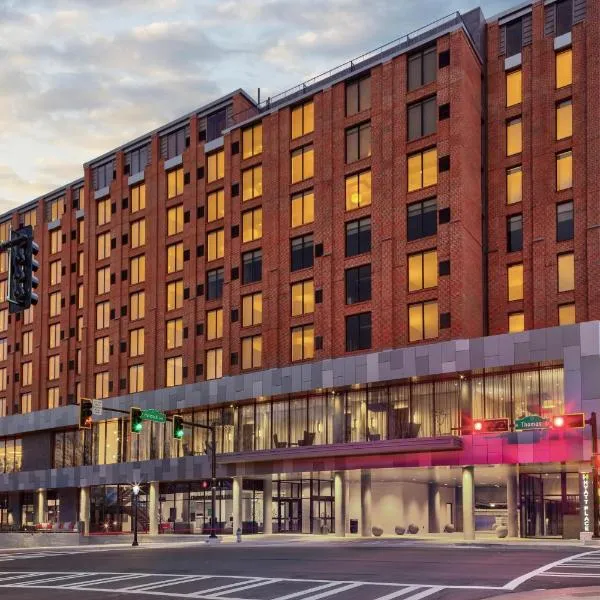 Hyatt Place Athens Downtown, hotell i Athens