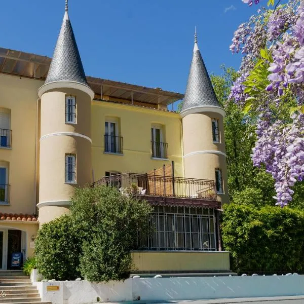Appart'Hotel-Restaurant Castel Emeraude: Amélie-les-Bains-Palalda şehrinde bir otel