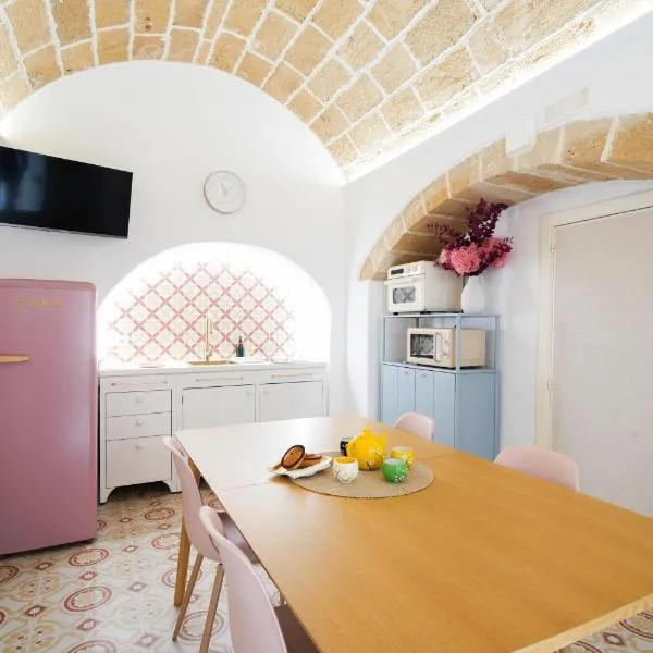 Pantabrì - Casa Tipica su Mare nel Centro Storico di Gallipoli, hotel a Gallipoli