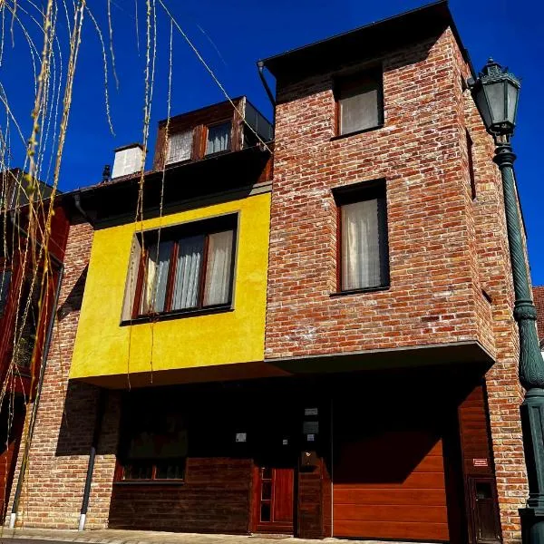 Kolbászház Apartman, hotell i Gyula