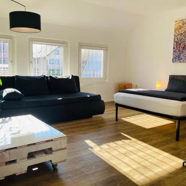 Ferienwohnung & Monteurunterkunft "Mainbogen-Blick", hotelli kohteessa Grettstadt