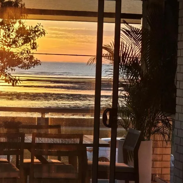Villa Costera - Villa On The Coast - House, hotel in Sandgate