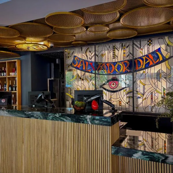 Dali Hôtel Perpignan - Restaurant, khách sạn ở Perpignan