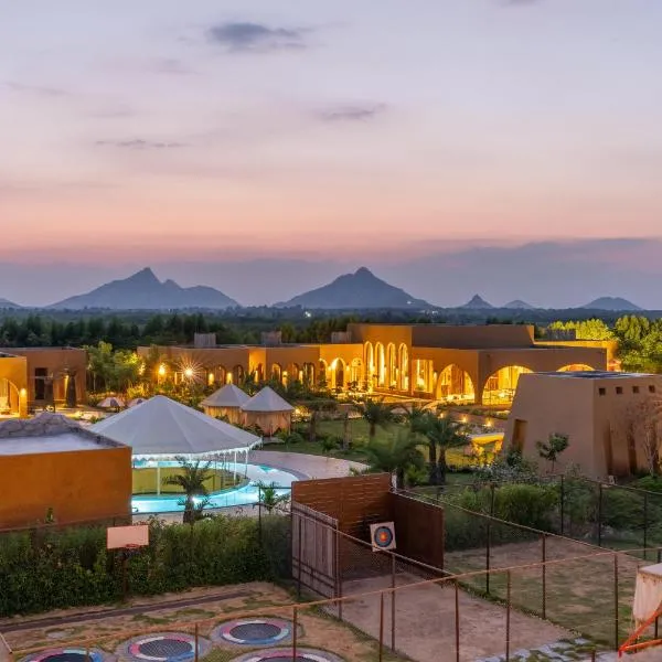 Aaramgah Jawai Resort & Spa, a member of Radisson Individuals Retreat, hotel sa Bijāpur