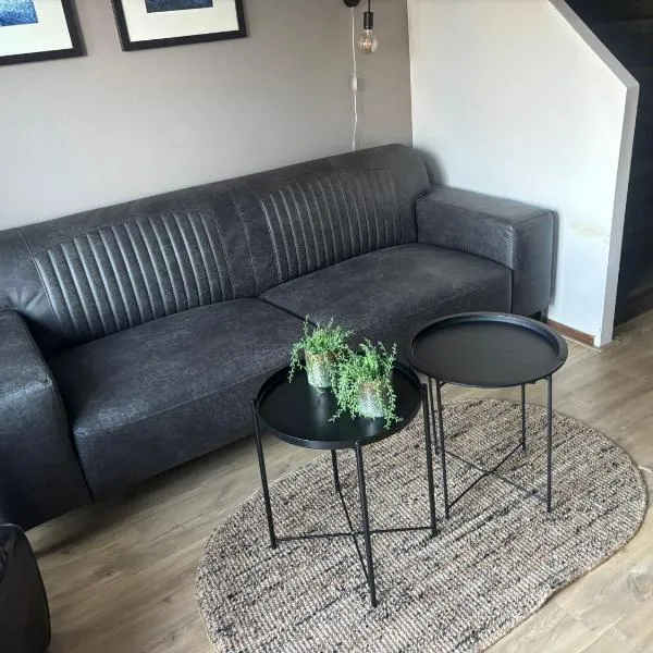 Appartement Ut & Thus, Resort Amelander Kaap, hotel en Hollum