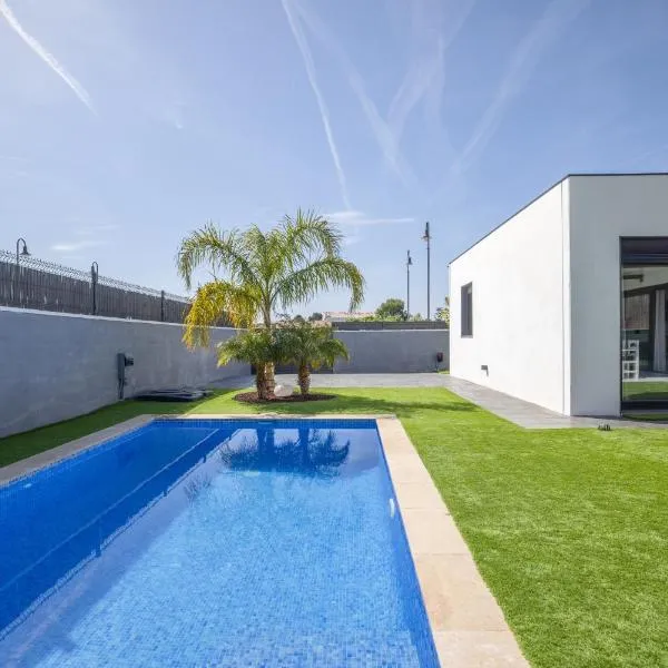 Roda de Bará में, होटल La Villa del Roc