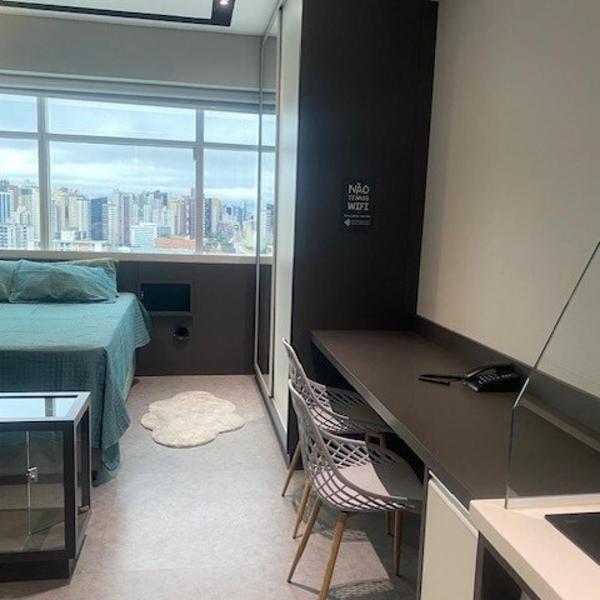 Studio Centro Curitiba - para ate 3 pessoas - Foto 2