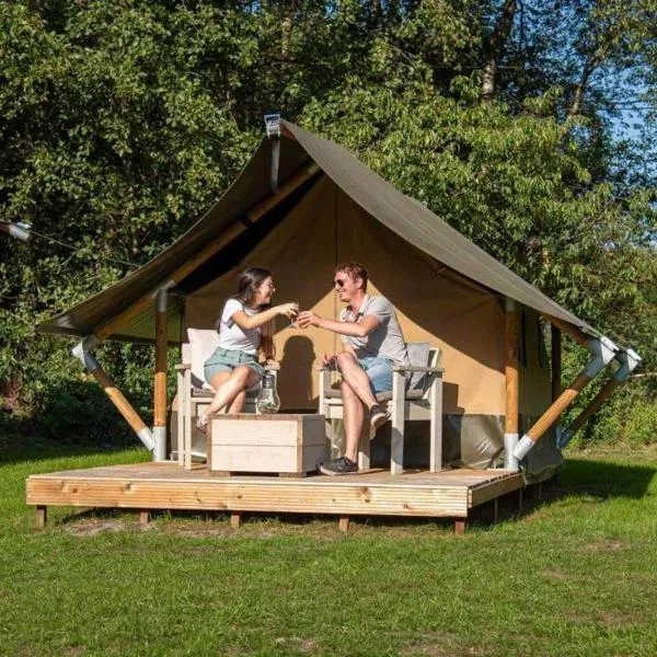 Urban gardens Ieper - Glampingtent XS, hotel v destinaci Ieper