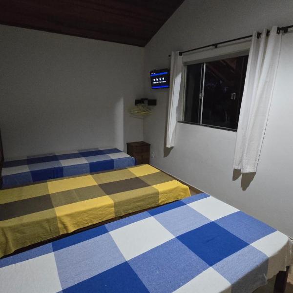 Chalés Grão Mogol - Com a acesso a várias cachoeiras incluso na hospedagem, Wifi, Mini cozinha, TV, rede e churrasqueira na varanda - Foto 2