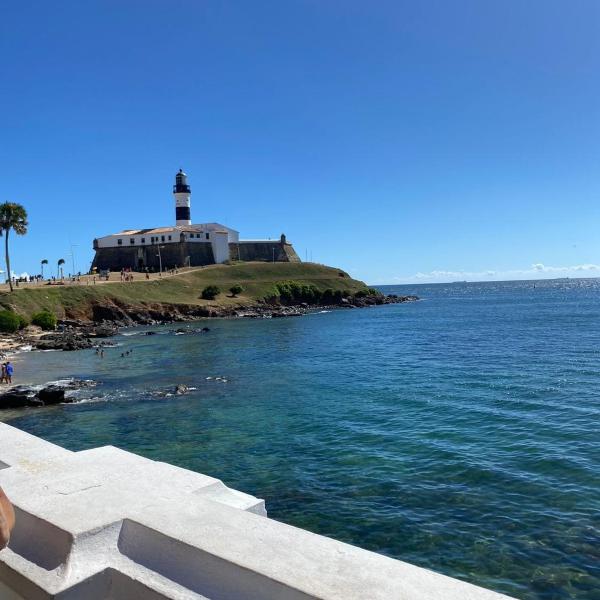 Apto 3 Quartos Beira Mar Farol da Barra