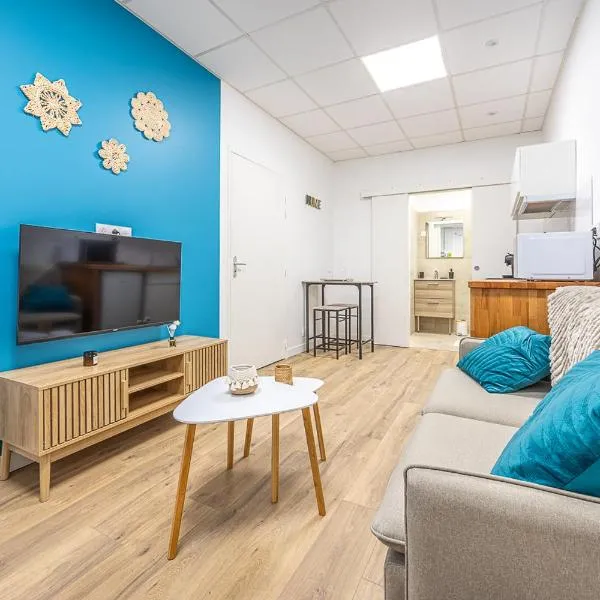 L'Atelier Bleu - Neuf & Design - Cœur Saint-Maixent-l'École, hotel in Saint-Maixent-lʼÉcole