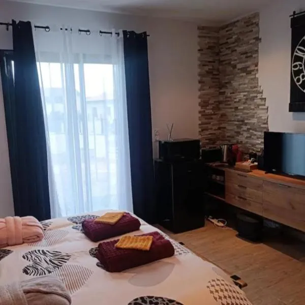 Le studio des oliviers, hotel i Saint-Jean-de-Fos