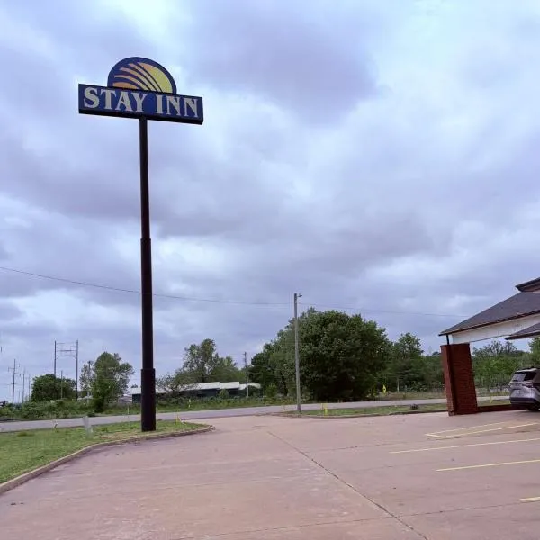 Stay Inn Checotah near Eufaula Lake, hotel em Checotah