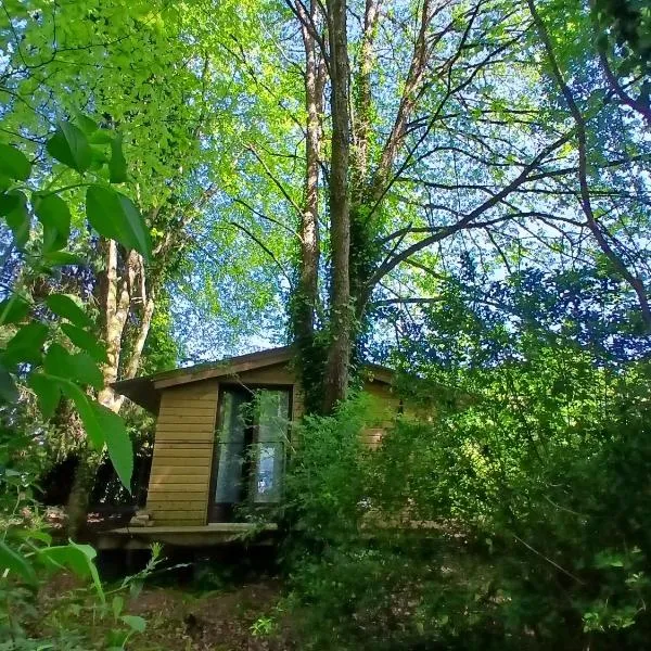Le Temple Ysambre, hótel í Malansac