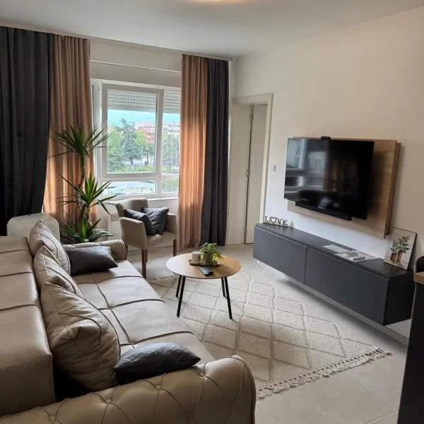 MMD Cozy Premium Apartment Paracin, hotel di Paraćin