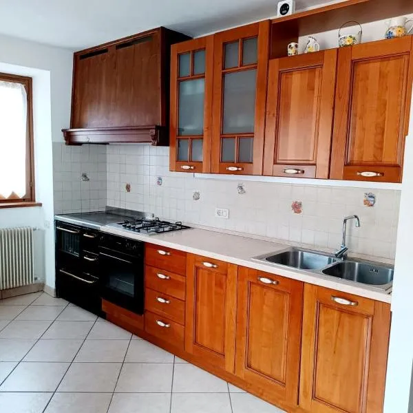 Dolomiti Alpine Homes - Appartamento Brenta, hotel Giustinóban