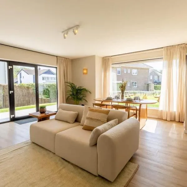 Casiola - Charming Apartment with Garden & Parking, hotel v destinácii Cadzand