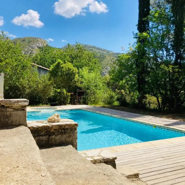 Villa de la Baume – hotel w mieście Gémenos