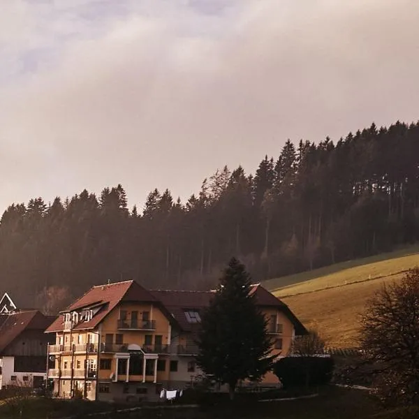Wildwiesenhof, hotel u gradu Miesenbach