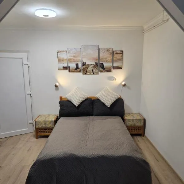 TERASZ Apartman, hotel in Balatonmáriafürdő