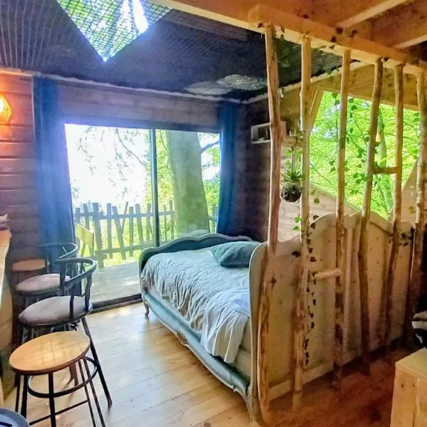 Cabane du Druide Domaine de Fangorn, hotel v destinácii Glux