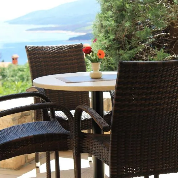 V Apartment, hotel em Rabac