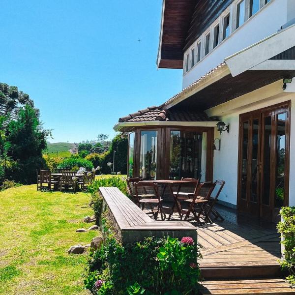 Casa Campos Pérola da Montanha 5 min do Capivari com Vista pro Morro do Elefante "Aluguel Familiar"