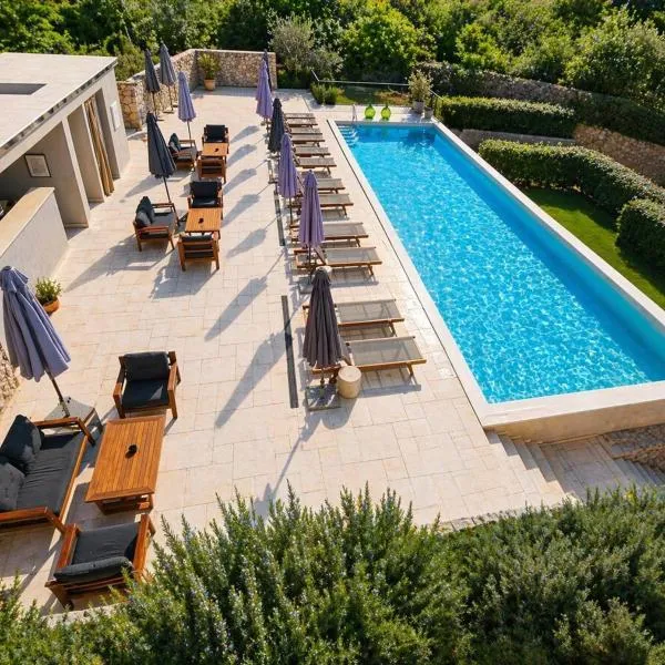 DESIGN hotel VERBENICUM, hotel en Vrbnik