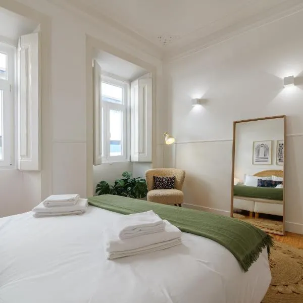 Bright & Stylish Apartment in LX Factory, hotel en Lisboa