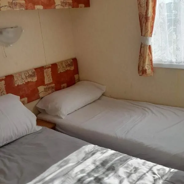 The discovery whitehouse towyn, hotel in Kinmel Bay