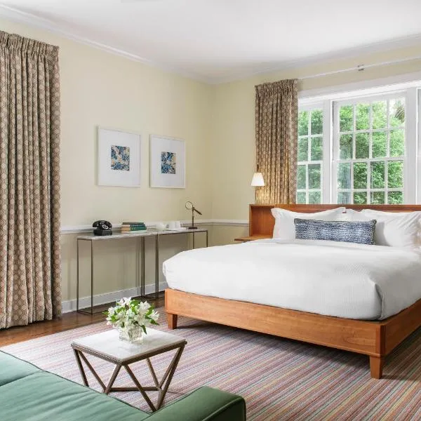 Oakhurst Inn at the University، فندق في شارلوتسفيل