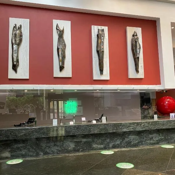 Holiday Inn Mexico Dali Airport by IHG, hotell i Mexico City