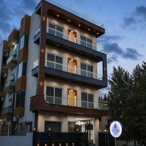 The Glam By Sandane Homes, hotel a Greater Noida