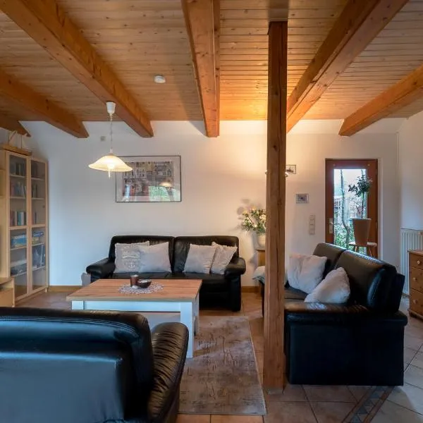 Schwedenstern mit Kamin und Garten - Familienurlaub an der Ostsee, hotell i Kochendorf