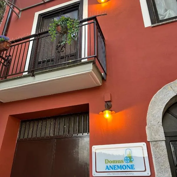 Domus Anemone B&B, hôtel à Avellino