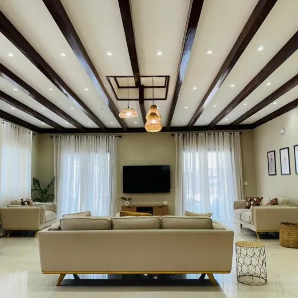 Elabi Pool & Spa, hotel di Kribi