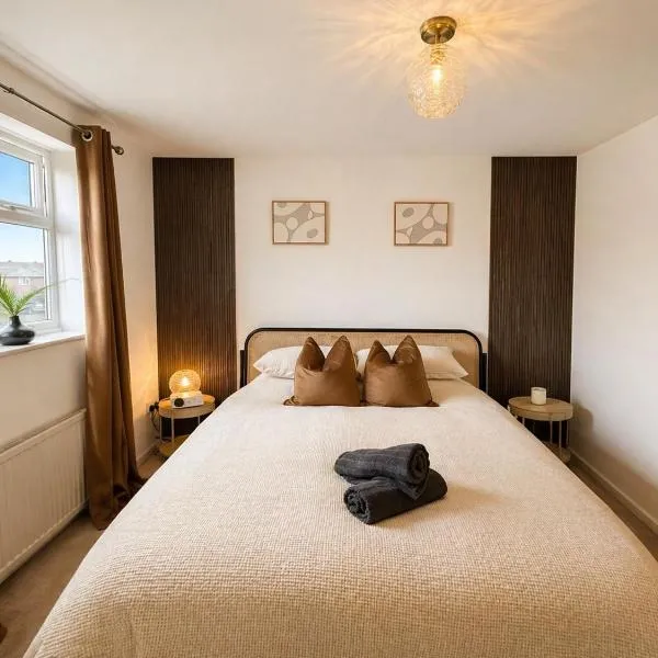 Golden Sands Escape Weymouth Entire House, hotel in Wyke Regis