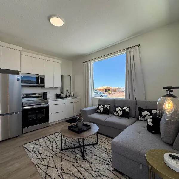 New Casita by Zion National Park and Saint George, hotel a Hurricane