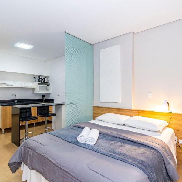 Studio c/ Piscina ao lado da Rua 24 Horas -CON1701