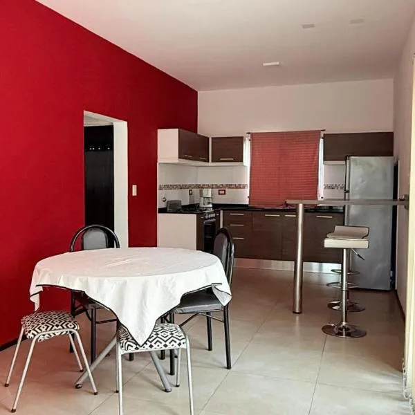 Casa en planta alta, hotel in Rosario