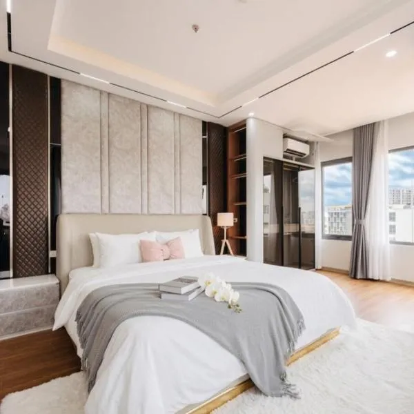 Santori studio Hanoi