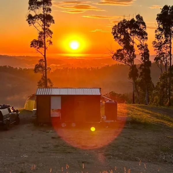 Aurora Summit by Tiny Away, hotel a Macksville