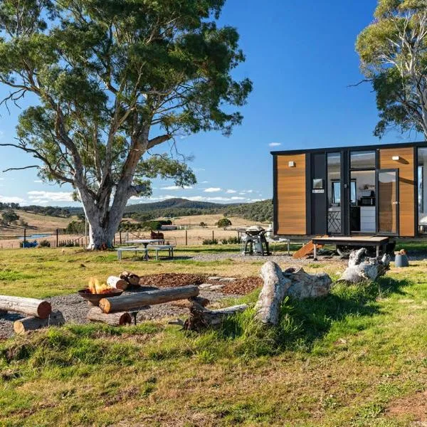 Clover at Lexington Park by Tiny Away、Tarloのホテル