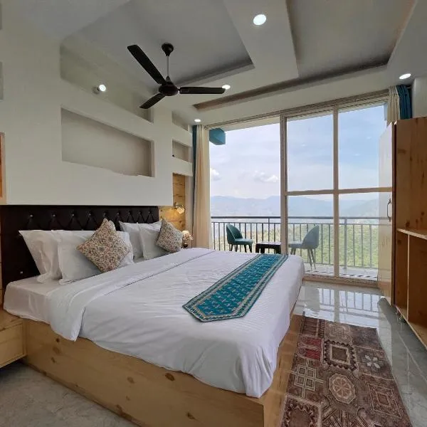 Shree Ram Cottage, Manali - 1,2,3 Bedroom Luxury Cottage Available, hôtel à Manali