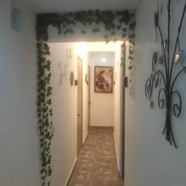 HabitacionesENSUEÑO 2 personas CasaSanfco, hotell sihtkohas Zacatlán