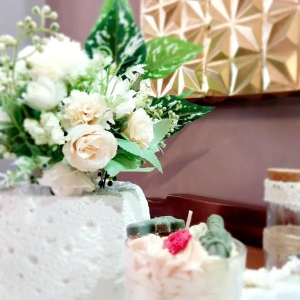 Speranza's Sweet Home, hotel Vrondádoszban